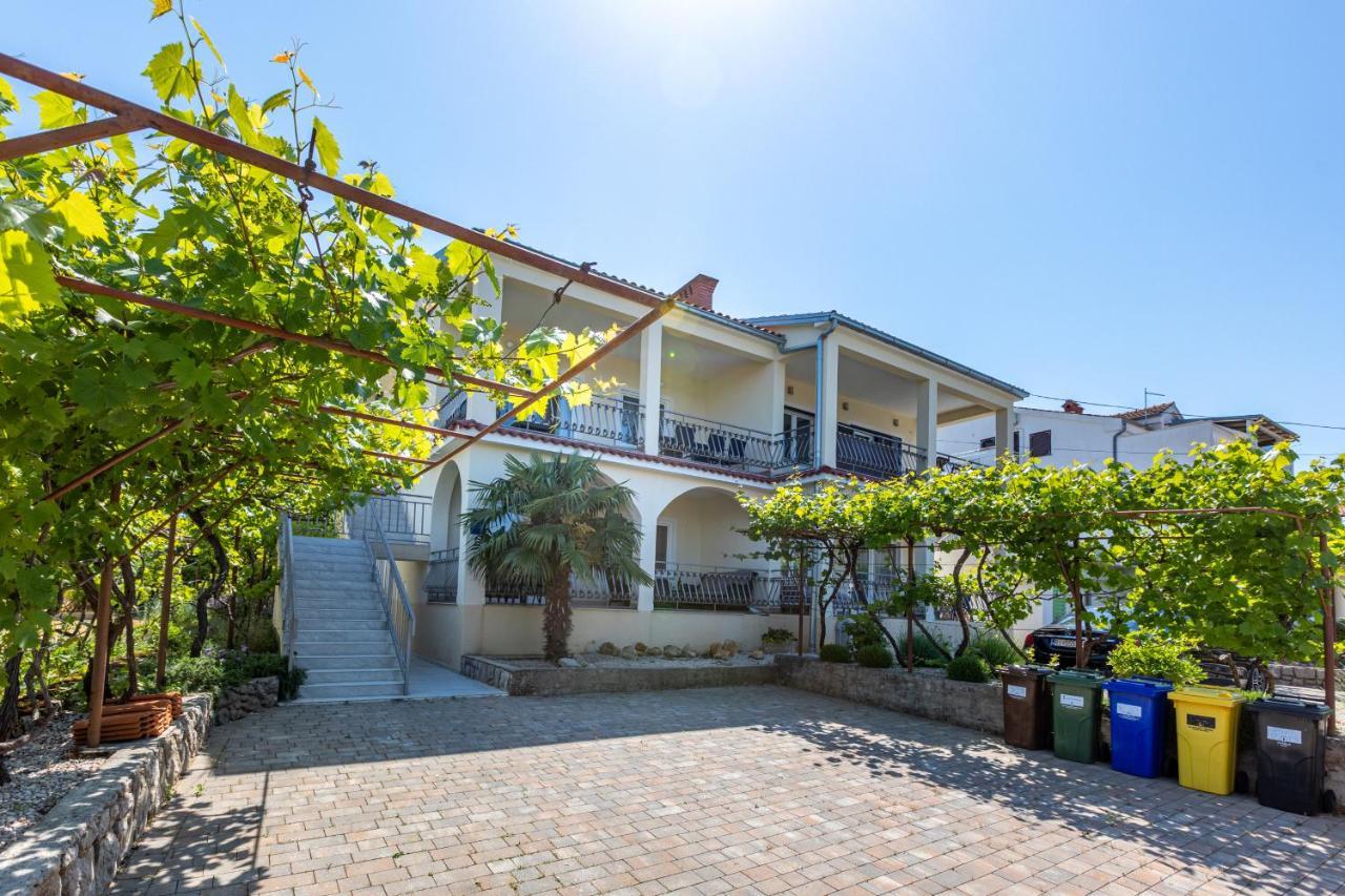 Apartment Ana Vantacići Exterior foto